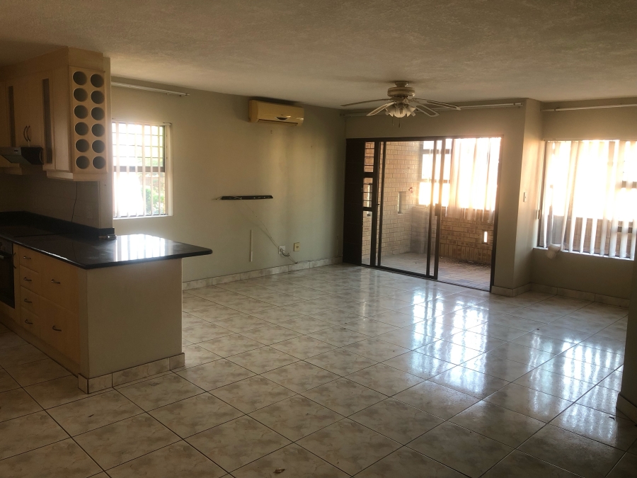 3 Bedroom Property for Sale in Amanzimtoti KwaZulu-Natal