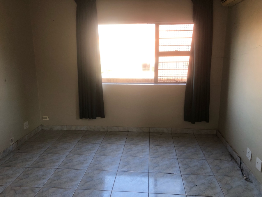 3 Bedroom Property for Sale in Amanzimtoti KwaZulu-Natal