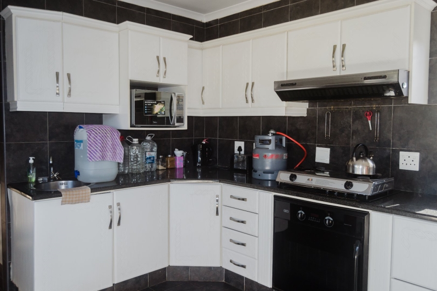 4 Bedroom Property for Sale in Widenham KwaZulu-Natal