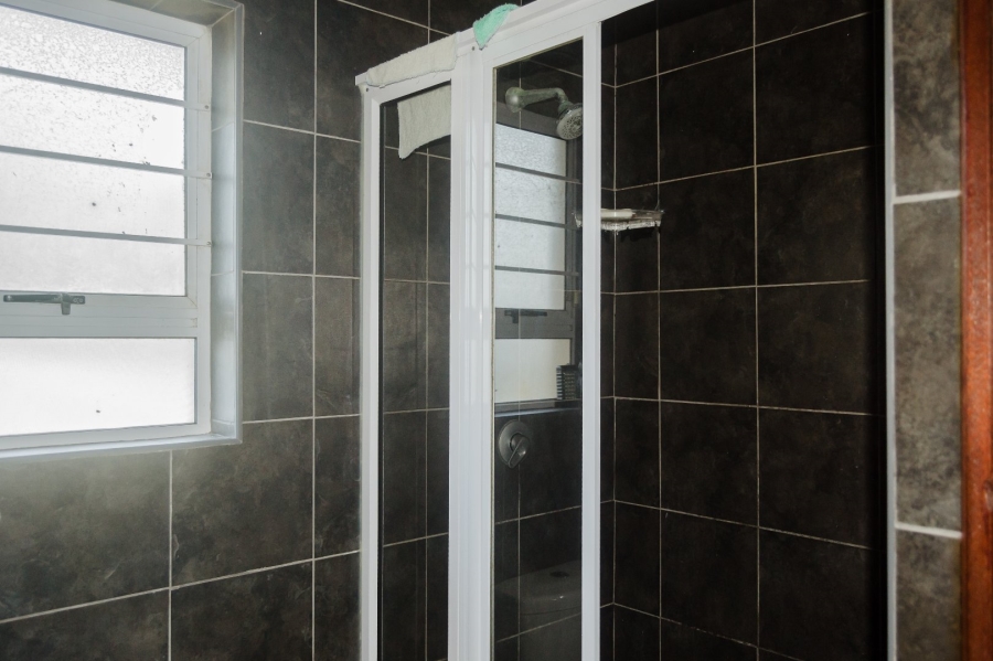 4 Bedroom Property for Sale in Widenham KwaZulu-Natal