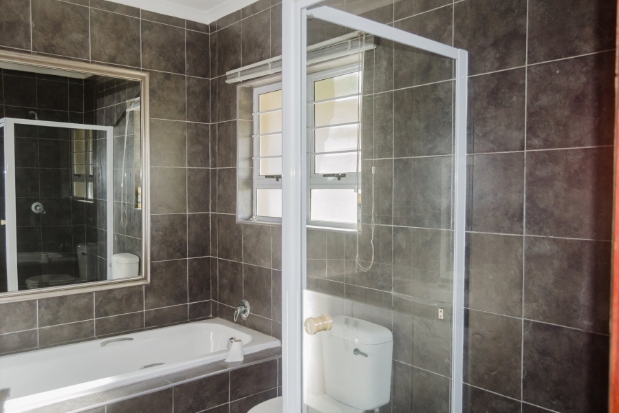 4 Bedroom Property for Sale in Widenham KwaZulu-Natal