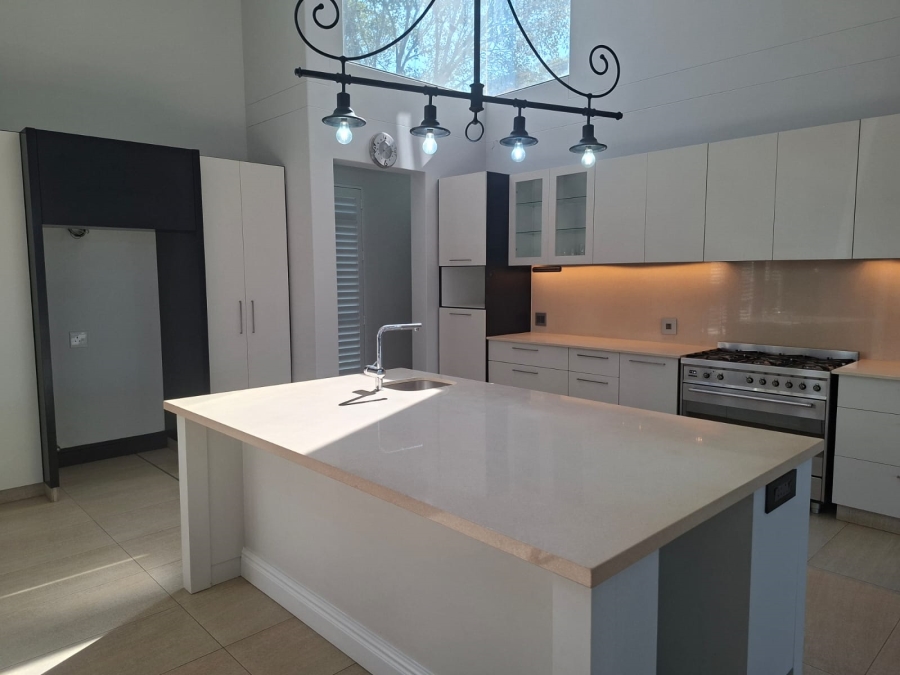 To Let 5 Bedroom Property for Rent in Ballito Central KwaZulu-Natal
