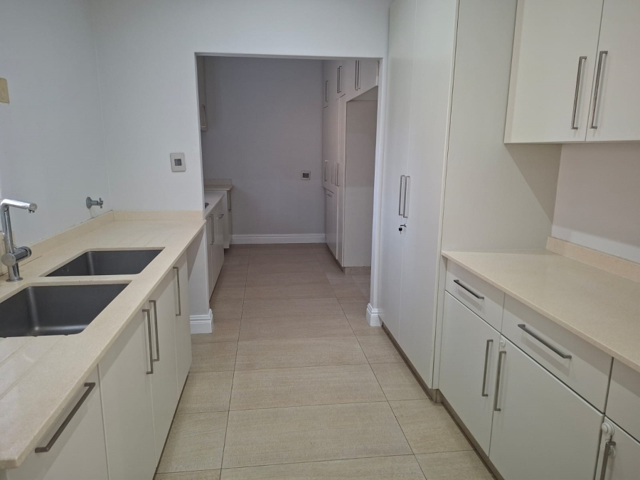 To Let 5 Bedroom Property for Rent in Ballito Central KwaZulu-Natal