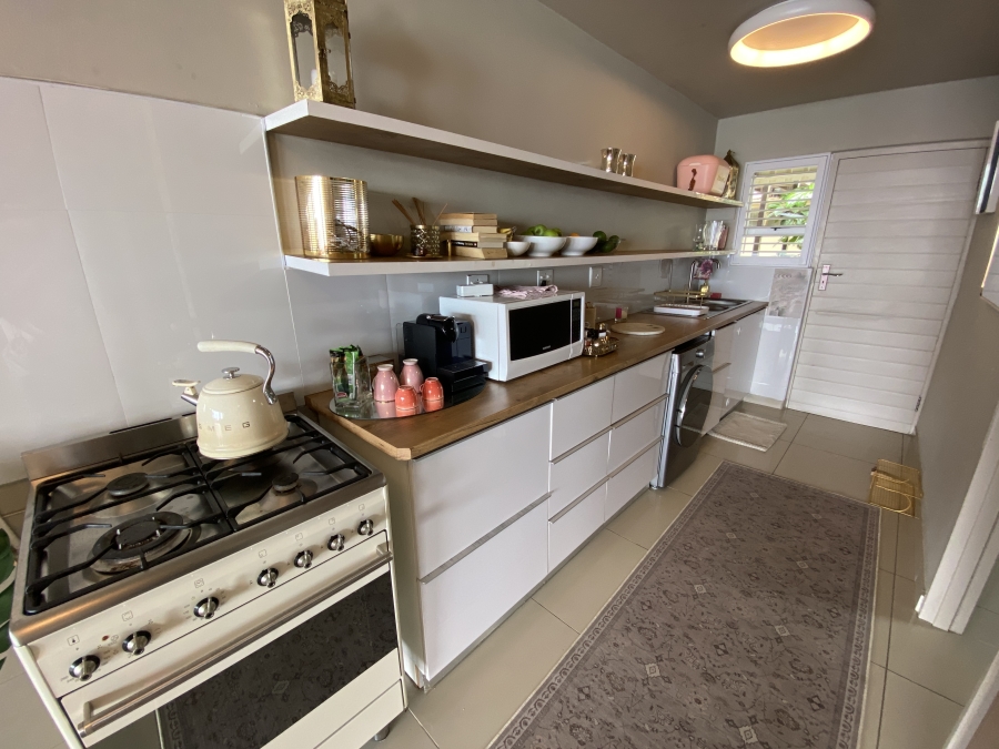 To Let 2 Bedroom Property for Rent in Westbrook KwaZulu-Natal