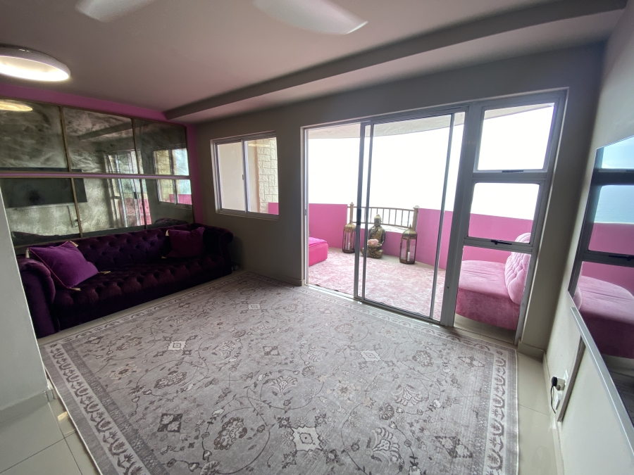 To Let 2 Bedroom Property for Rent in Westbrook KwaZulu-Natal