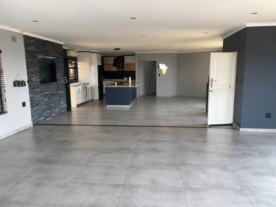 To Let 4 Bedroom Property for Rent in Ballito Central KwaZulu-Natal