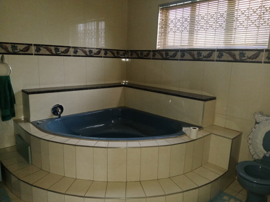 4 Bedroom Property for Sale in Hayfields KwaZulu-Natal