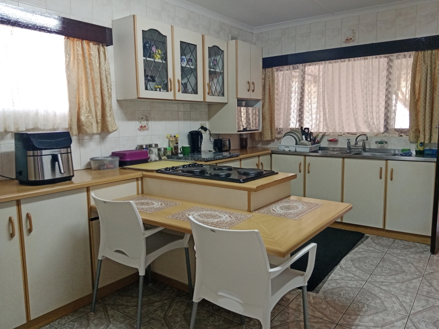 4 Bedroom Property for Sale in Mountain Rise KwaZulu-Natal