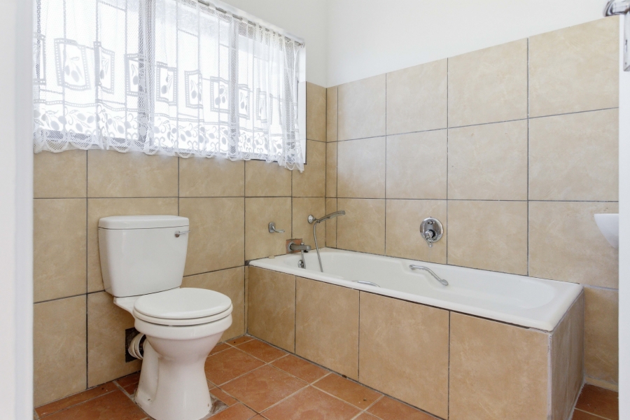 2 Bedroom Property for Sale in Scottburgh Central KwaZulu-Natal