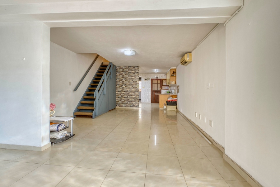 3 Bedroom Property for Sale in Waterval Park KwaZulu-Natal