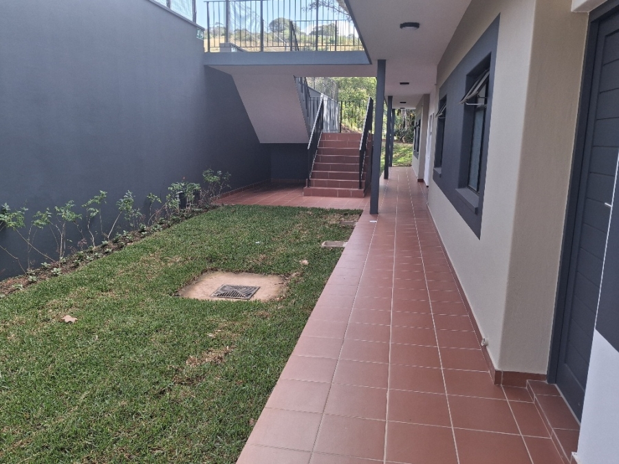To Let 1 Bedroom Property for Rent in Waterfall KwaZulu-Natal