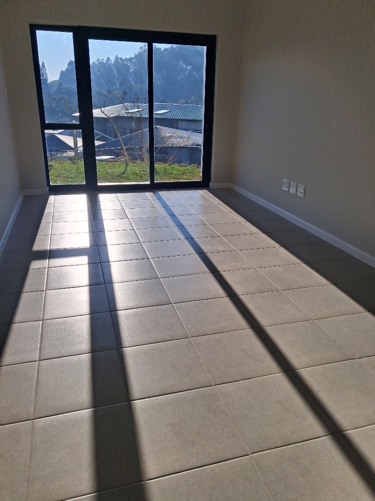 1 Bedroom Property for Sale in Waterfall KwaZulu-Natal