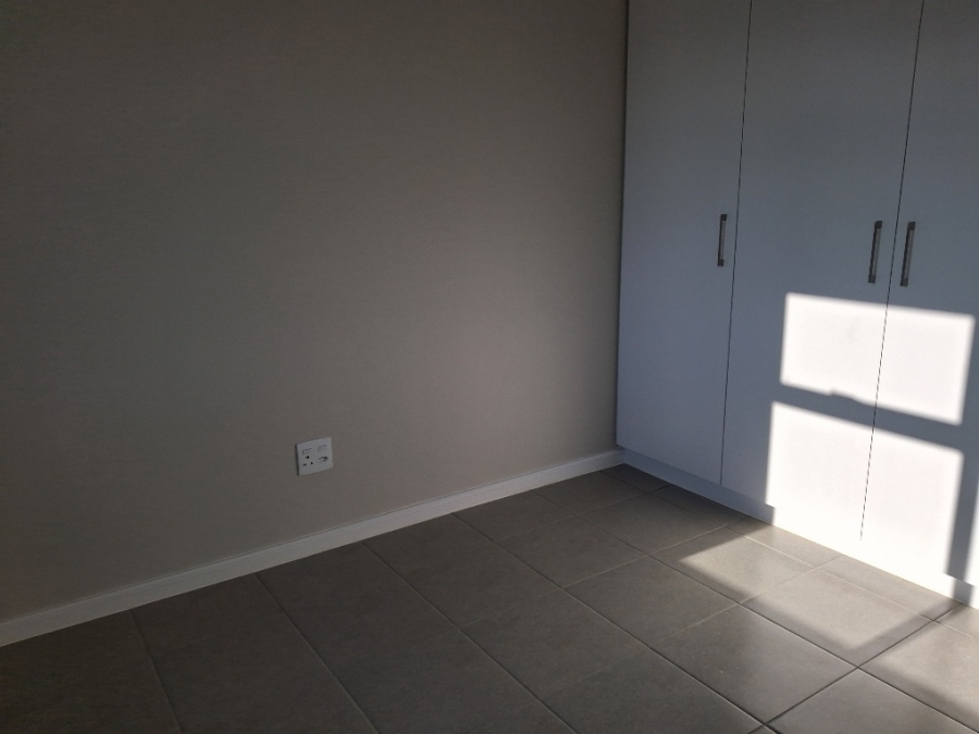 1 Bedroom Property for Sale in Waterfall KwaZulu-Natal