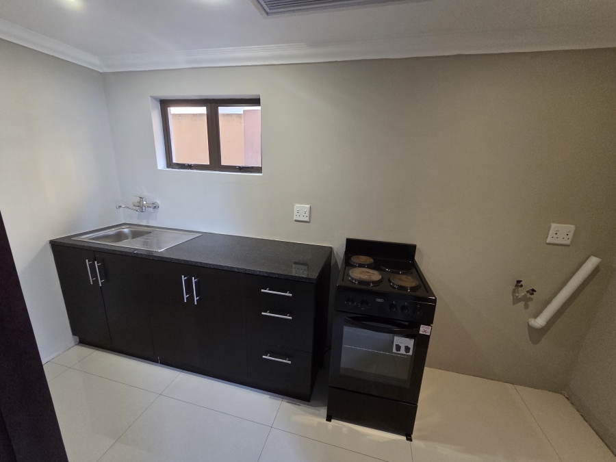 To Let 1 Bedroom Property for Rent in Bluff KwaZulu-Natal