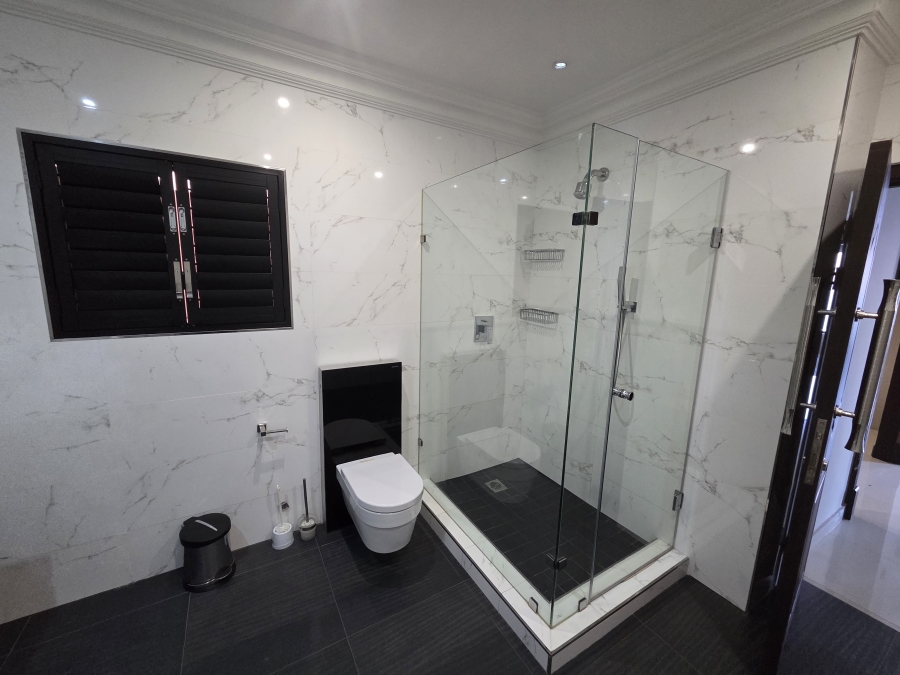 To Let 1 Bedroom Property for Rent in Bluff KwaZulu-Natal