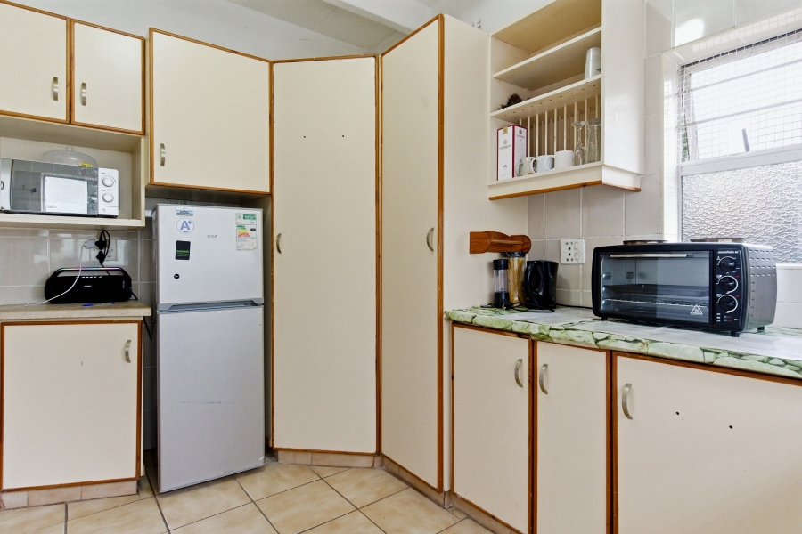 1 Bedroom Property for Sale in Umkomaas KwaZulu-Natal
