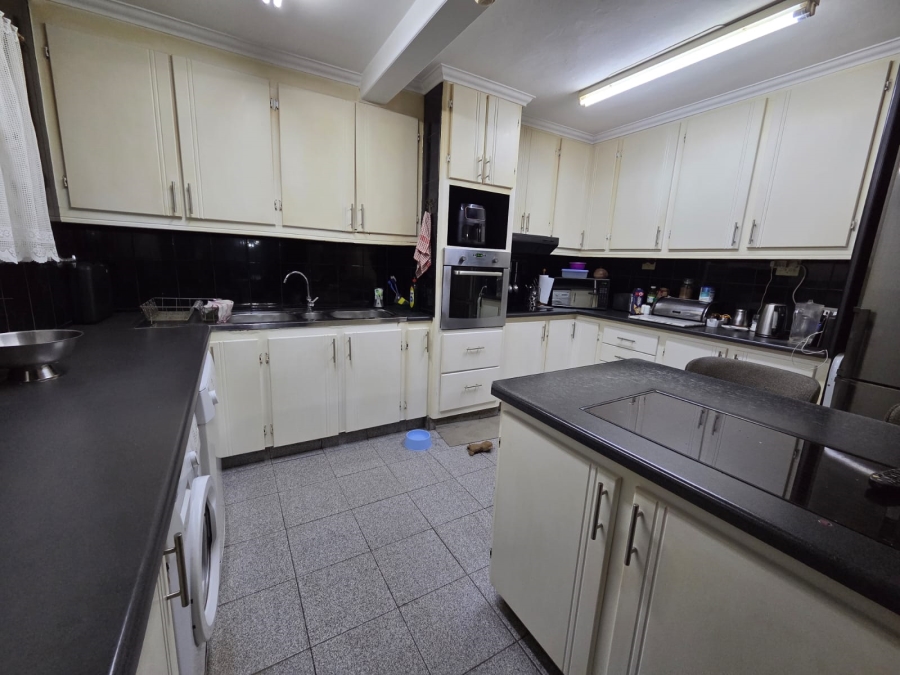 4 Bedroom Property for Sale in Bluff KwaZulu-Natal