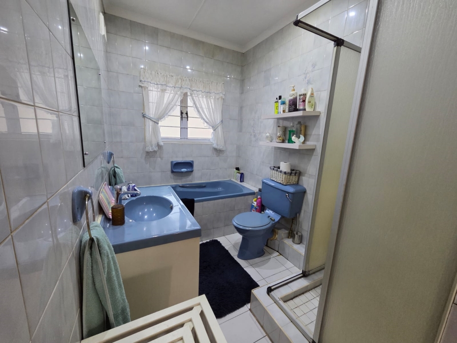 4 Bedroom Property for Sale in Bluff KwaZulu-Natal