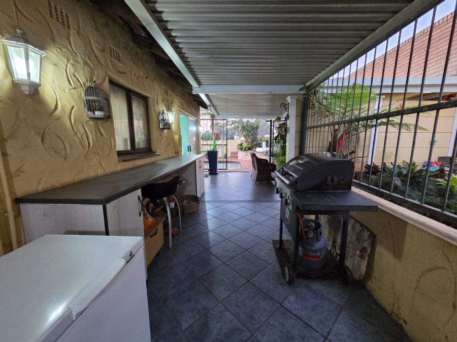 4 Bedroom Property for Sale in Bluff KwaZulu-Natal