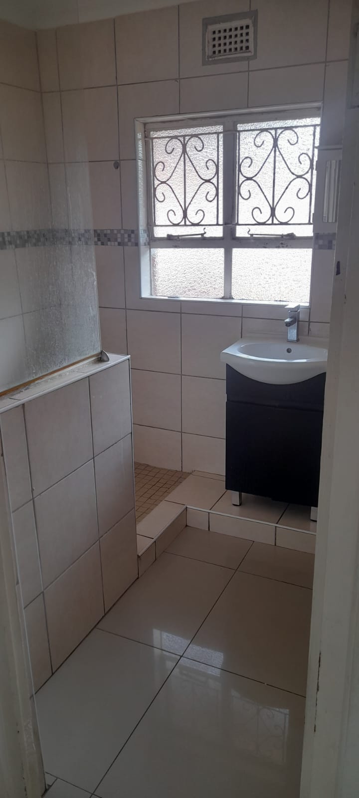 2 Bedroom Property for Sale in Essenwood KwaZulu-Natal