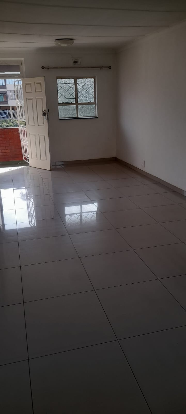 2 Bedroom Property for Sale in Essenwood KwaZulu-Natal