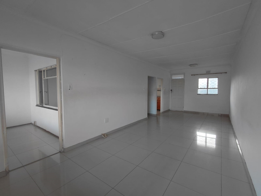 2 Bedroom Property for Sale in Essenwood KwaZulu-Natal