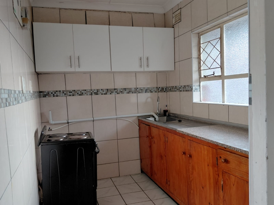2 Bedroom Property for Sale in Essenwood KwaZulu-Natal