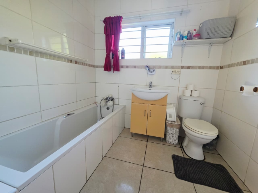 3 Bedroom Property for Sale in Veld En Vlei KwaZulu-Natal