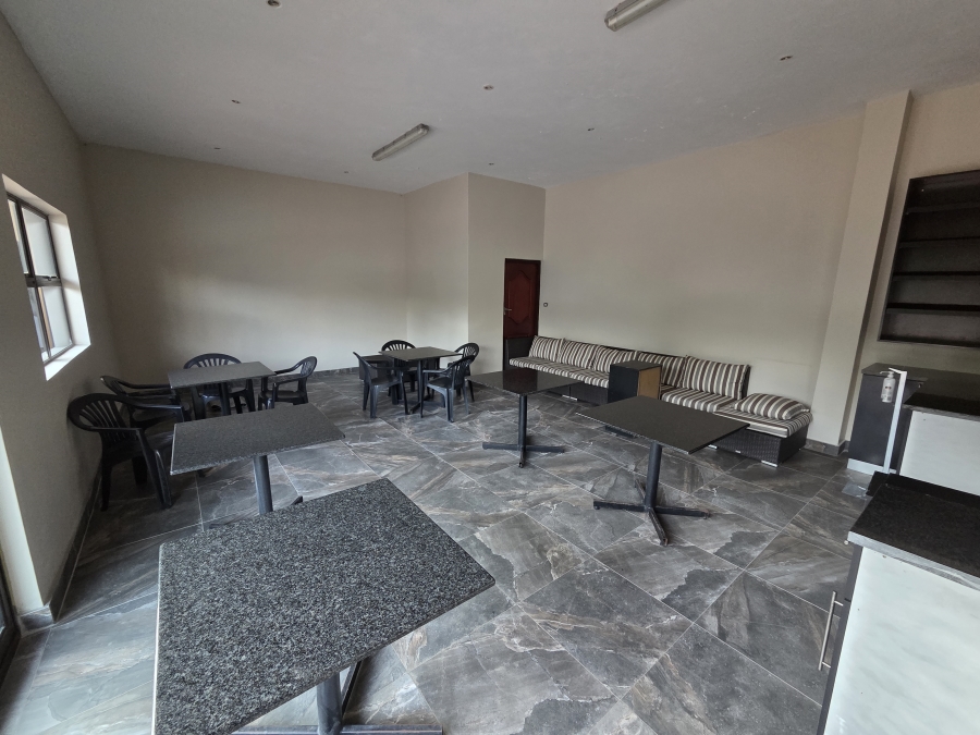 To Let Commercial Property for Rent in Bluff KwaZulu-Natal