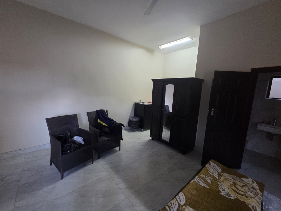 To Let Commercial Property for Rent in Bluff KwaZulu-Natal