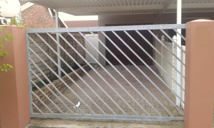 To Let 2 Bedroom Property for Rent in Birdswood KwaZulu-Natal