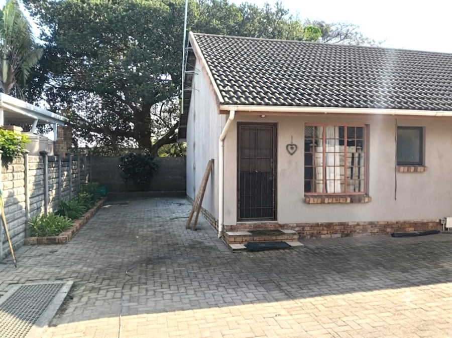 2 Bedroom Property for Sale in Birdswood KwaZulu-Natal