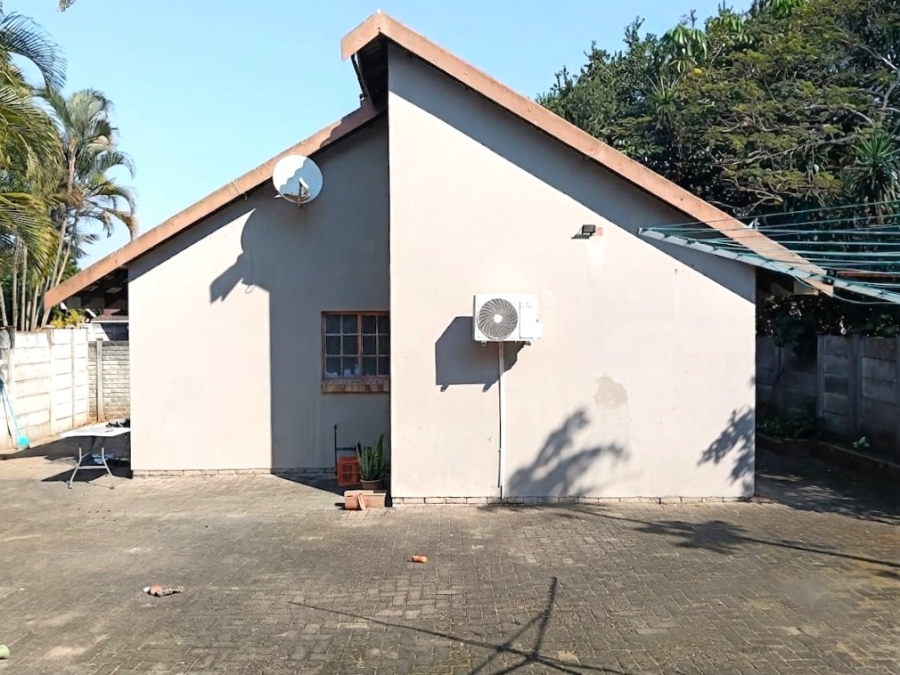 2 Bedroom Property for Sale in Birdswood KwaZulu-Natal