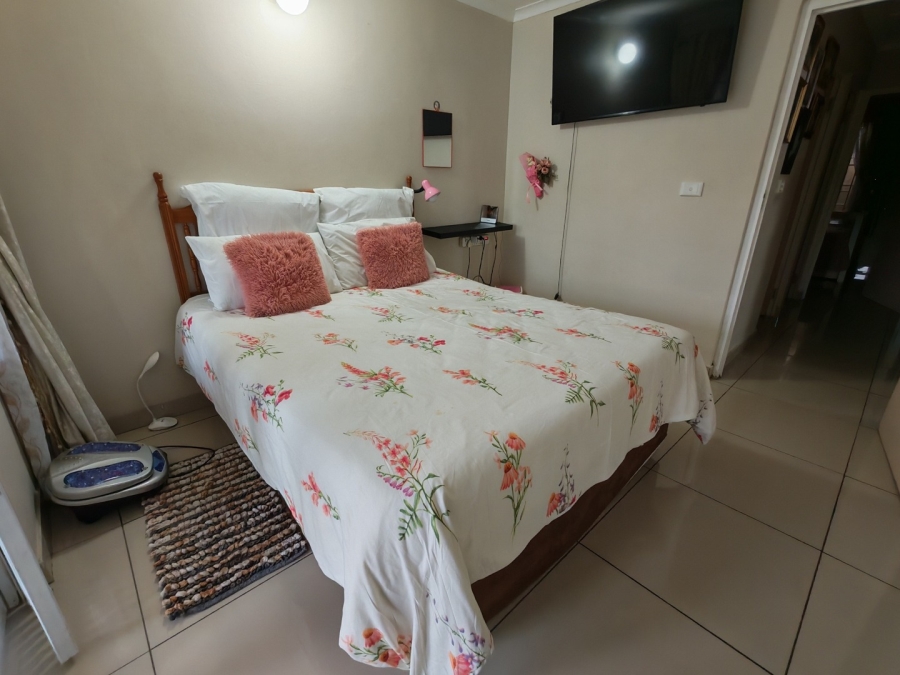 2 Bedroom Property for Sale in Malvern KwaZulu-Natal