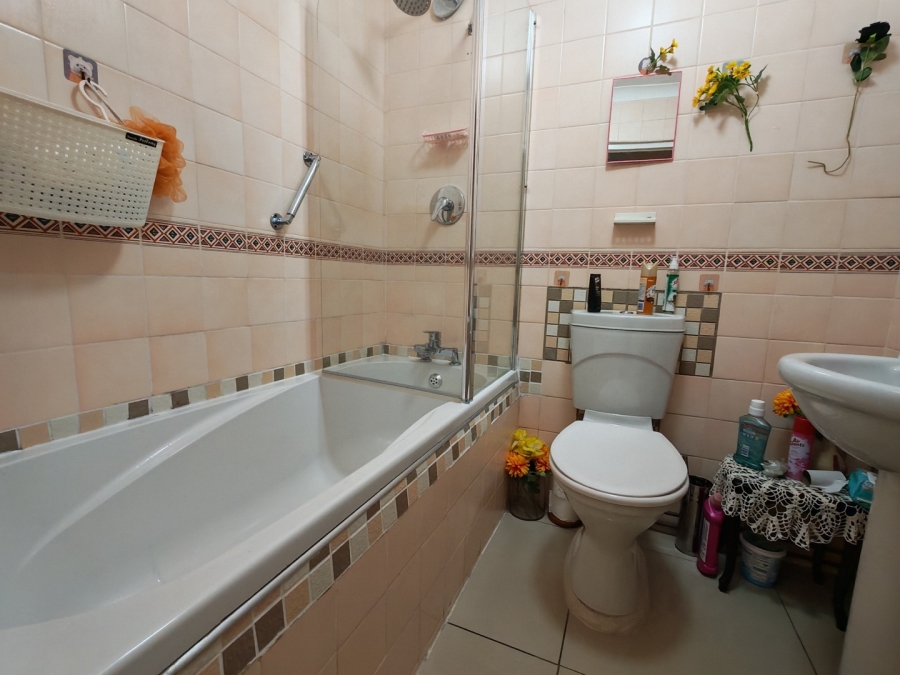 2 Bedroom Property for Sale in Malvern KwaZulu-Natal