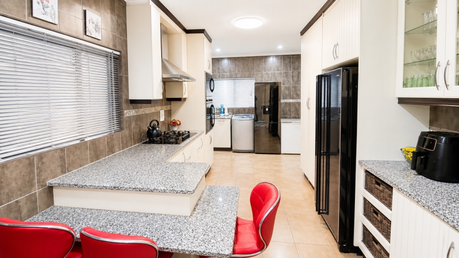 3 Bedroom Property for Sale in Richem KwaZulu-Natal