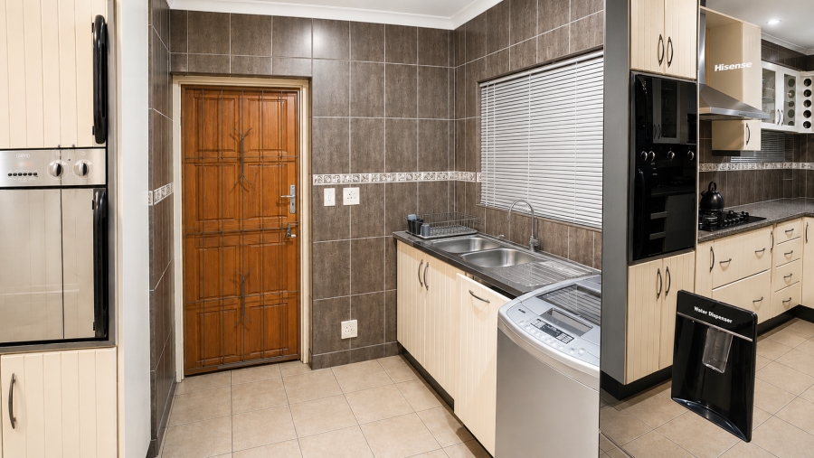 3 Bedroom Property for Sale in Richem KwaZulu-Natal