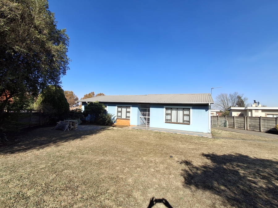 3 Bedroom Property for Sale in Amajuba Park KwaZulu-Natal