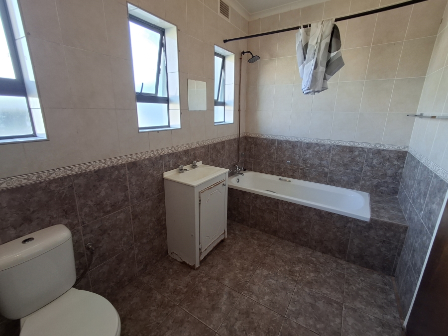 3 Bedroom Property for Sale in Amajuba Park KwaZulu-Natal