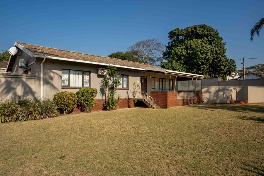 3 Bedroom Property for Sale in Athlone Park KwaZulu-Natal