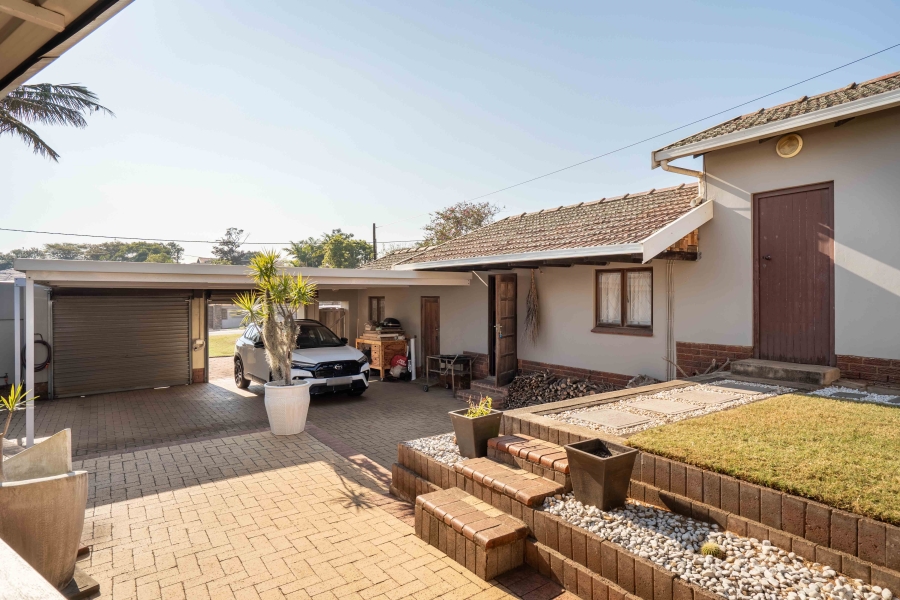 3 Bedroom Property for Sale in Athlone Park KwaZulu-Natal