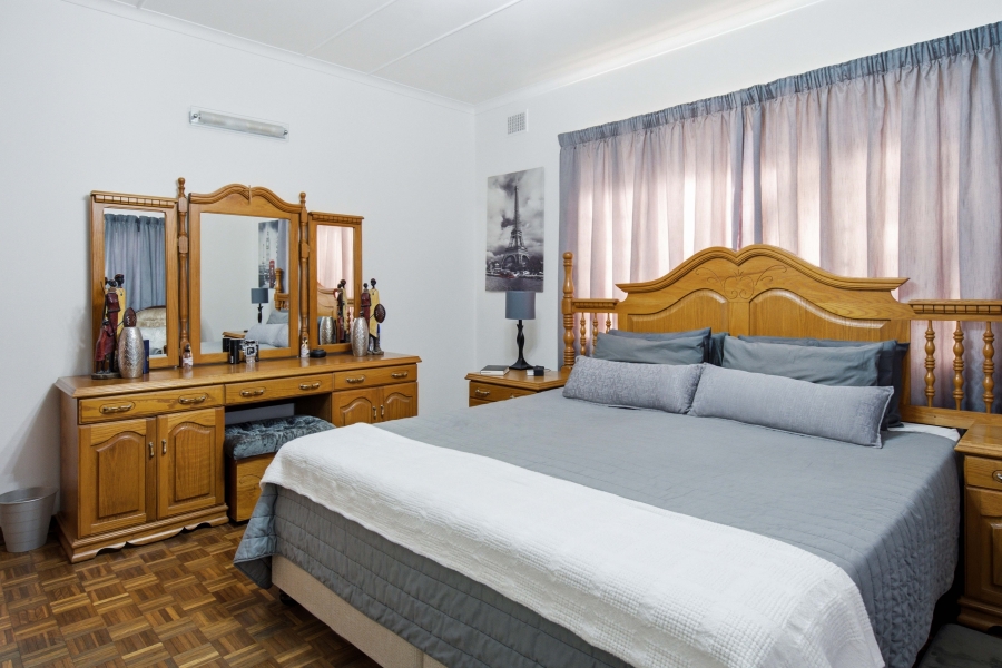 3 Bedroom Property for Sale in Athlone Park KwaZulu-Natal