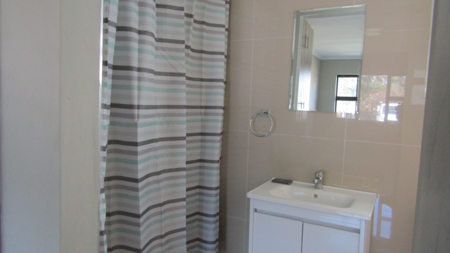 To Let 1 Bedroom Property for Rent in Amanzimtoti KwaZulu-Natal