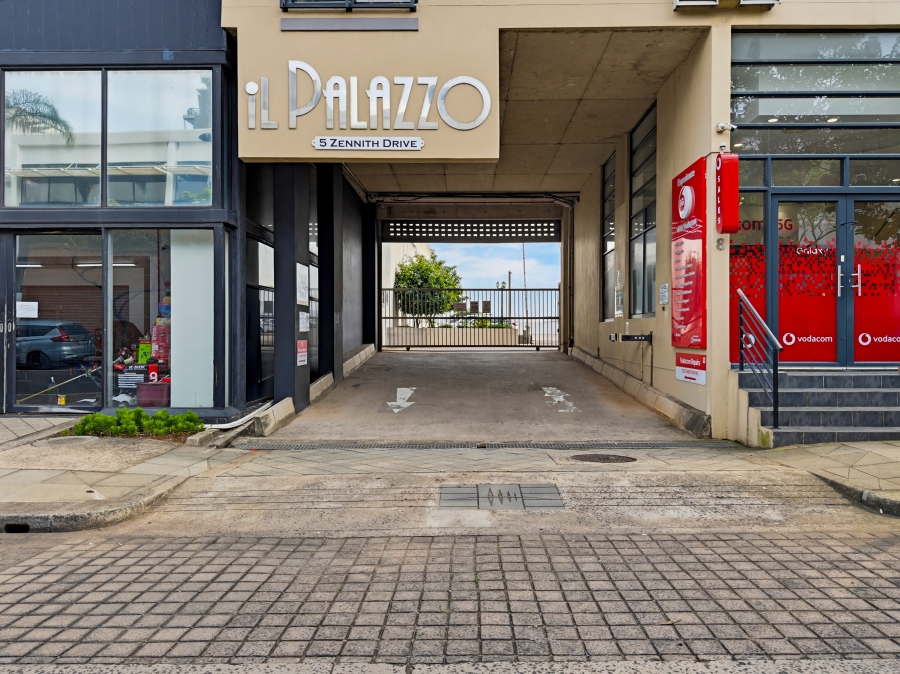 To Let Commercial Property for Rent in New Town Centre KwaZulu-Natal