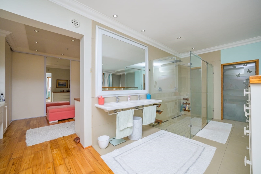 6 Bedroom Property for Sale in Glenwood KwaZulu-Natal