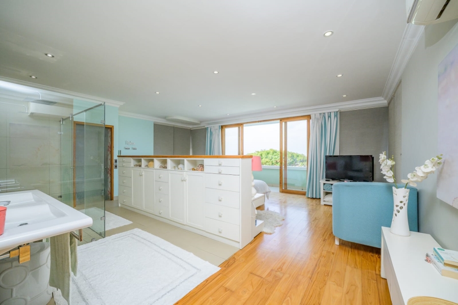 6 Bedroom Property for Sale in Glenwood KwaZulu-Natal