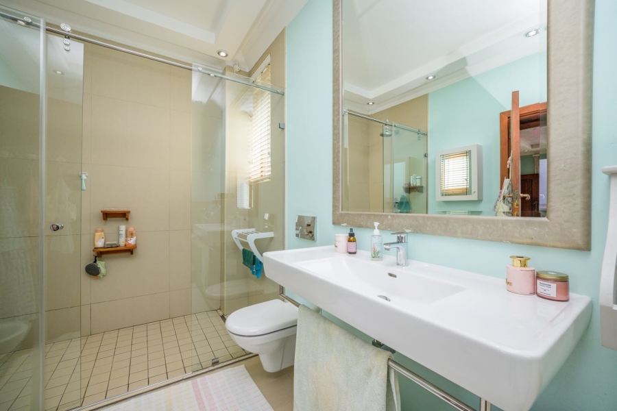 6 Bedroom Property for Sale in Glenwood KwaZulu-Natal