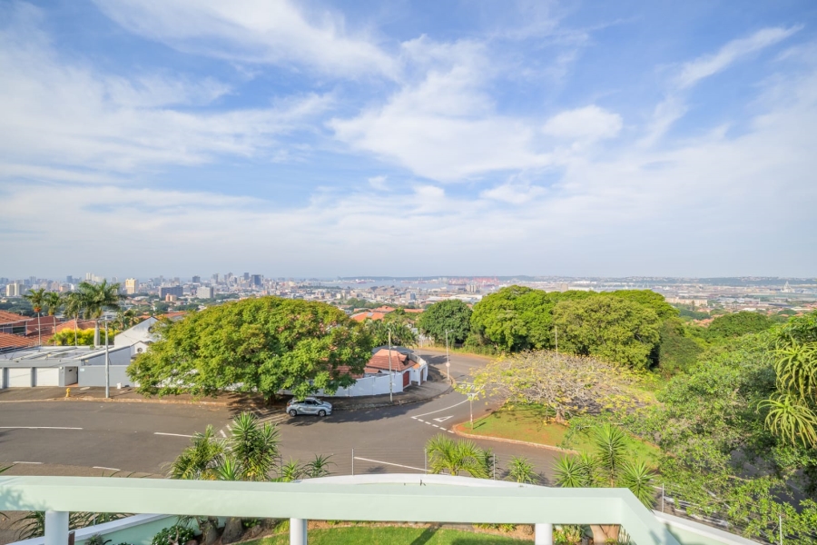 6 Bedroom Property for Sale in Glenwood KwaZulu-Natal