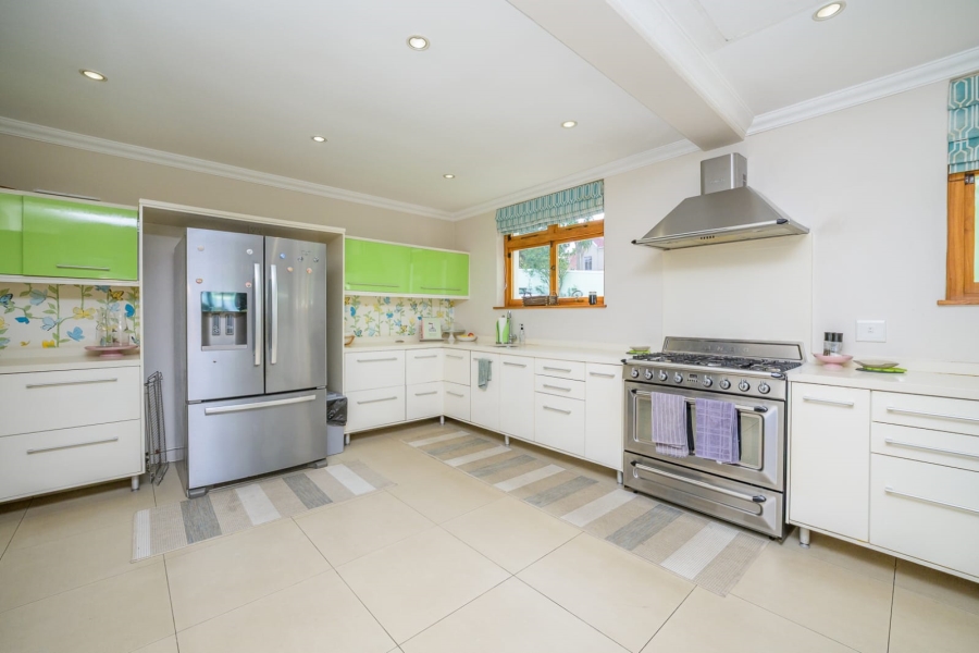 6 Bedroom Property for Sale in Glenwood KwaZulu-Natal