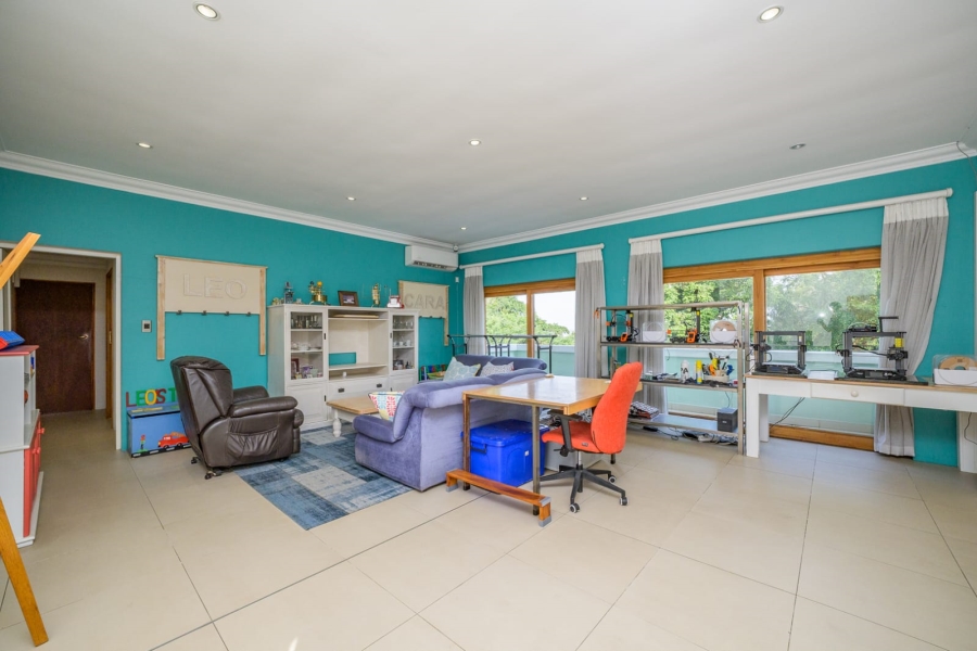 6 Bedroom Property for Sale in Glenwood KwaZulu-Natal